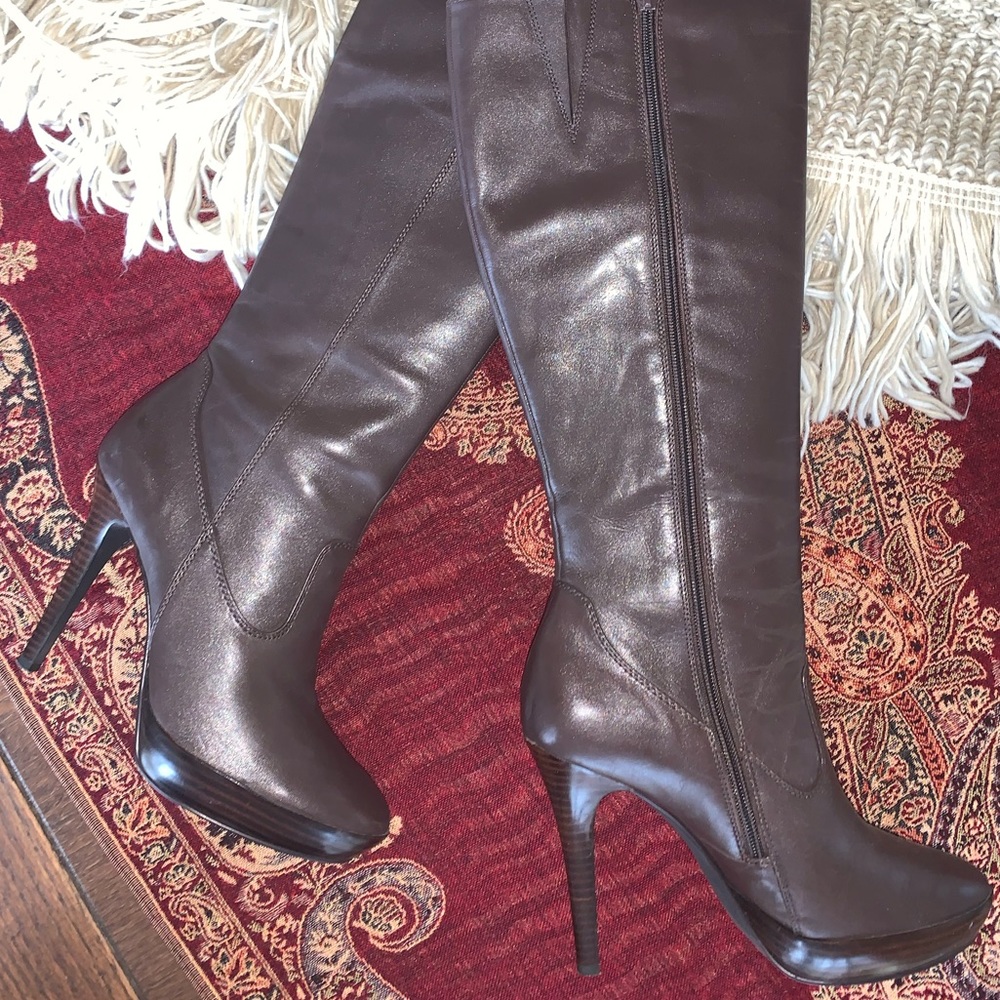 Kristin Davis Tall Boots